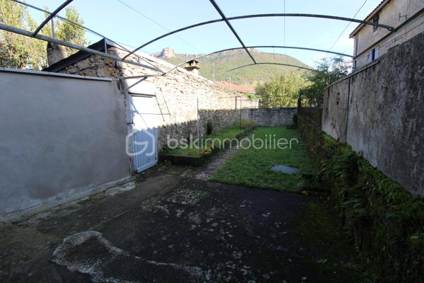 Maison en pierre de 120 m²