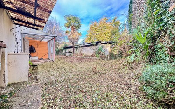 Maison à vendre    2 pièces •  Jurançon