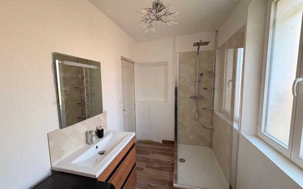 Maison à vendre    4 pièces •  Châtillon-sur-Cher