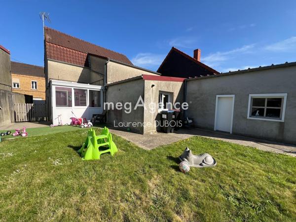Maison à BURBURE, 62151 - 6 pièces 124m²