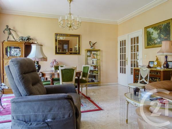 Appartement F3 à vendre  3 pièces - 90 m 2   LYON  - 69003