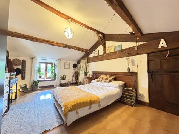 ✨ Maison d'exception 200m2+ gites 130 m2, installation equestre sur 5ha3 aux portes de Confolens (16) 695000€