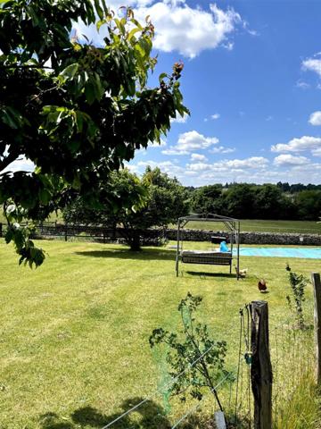 ✨ Maison d'exception 200m2+ gites 130 m2, installation equestre sur 5ha3 aux portes de Confolens (16) 695000€