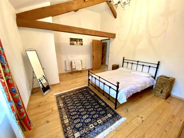 ✨ Maison d'exception 200m2+ gites 130 m2, installation equestre sur 5ha3 aux portes de Confolens (16) 695000€