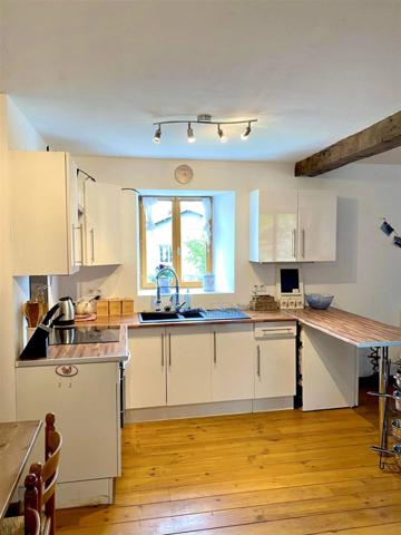 ✨ Maison d'exception 200m2+ gites 130 m2, installation equestre sur 5ha3 aux portes de Confolens (16) 695000€