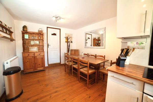 ✨ Maison d'exception 200m2+ gites 130 m2, installation equestre sur 5ha3 aux portes de Confolens (16) 695000€