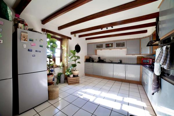 ✨ Maison d'exception 200m2+ gites 130 m2, installation equestre sur 5ha3 aux portes de Confolens (16) 695000€