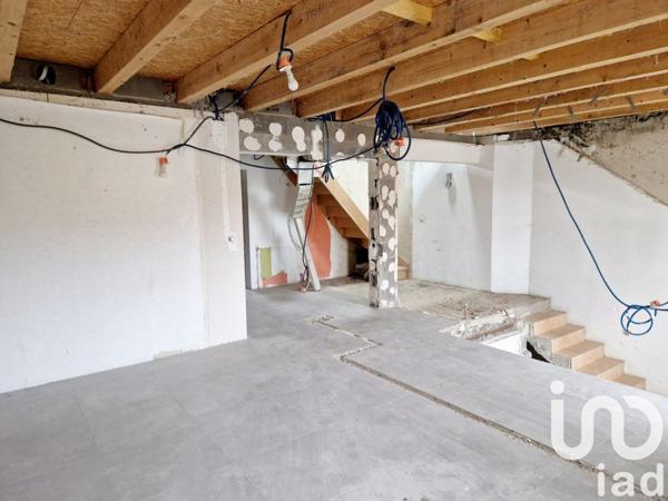 Maison de village 5 pièces de 220 m² à Puxieux (54800)