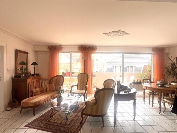 Trés beau T3-4 de 78 m2 avec BALCON et GARAGE - Centre ville de BELFORT