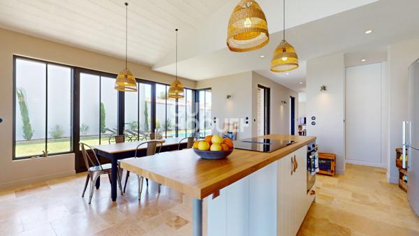 Bien rare à Sainte-Marie-de-Ré : élégance, modernité et proximité mer