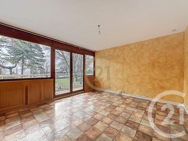 Appartement T4 à vendre  4 pièces - 75,50 m2 VELIZY VILLACOUBLAY - 78