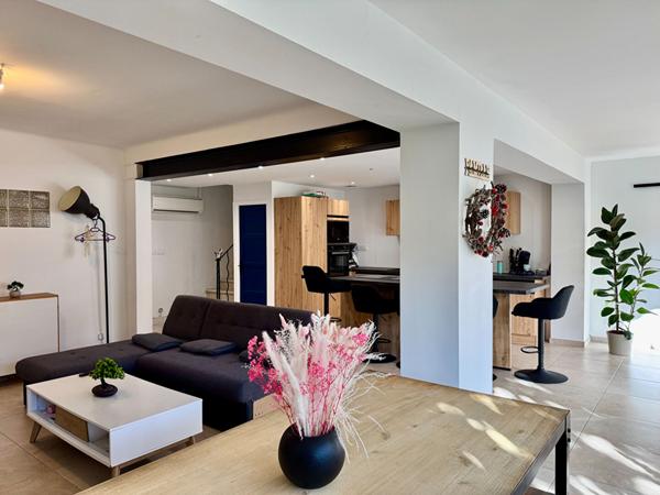 Maison familiale T5 Le Pontet 138 m² Terrain 309 m²