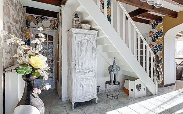 Maison à vendre    4 pièces •  Laizy