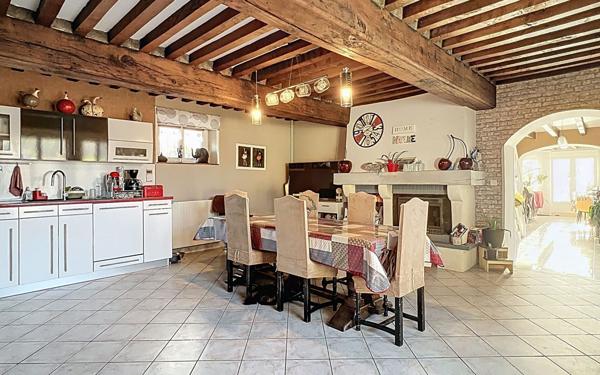 Maison à vendre    4 pièces •  Laizy