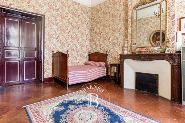 Toulouse, Appartement 4 Chambres -  261 m² à vendre