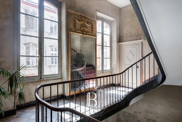 Toulouse, Appartement 4 Chambres -  261 m² à vendre