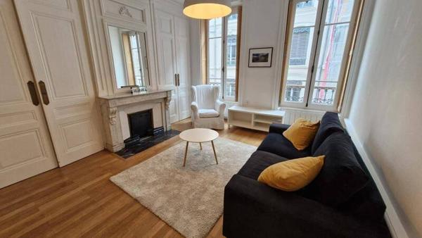 Appartement 2 pièces                                        - 69002 Lyon 2e  Arrondissement Réf : 4817