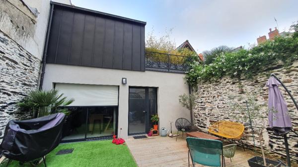 A louer maison T5 avec terrasse et jardin Angers centre