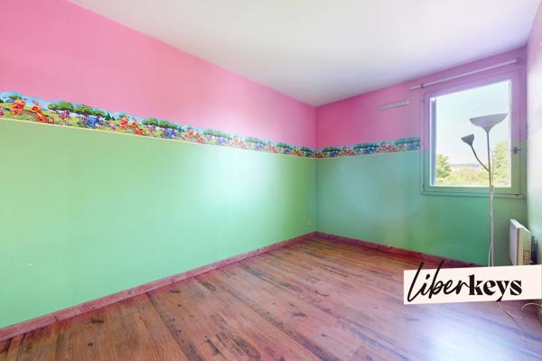 Duplex à Orly 3 chambres avec terrasse, cave et parking – à 5 min du T9