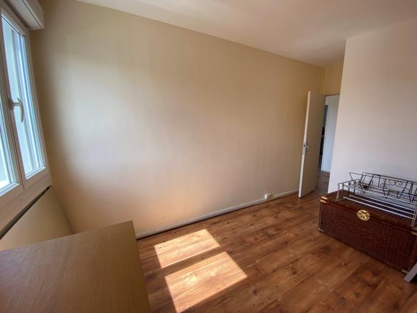 APPARTEMENT 3 PIECES - VIRY CHÂTILLON