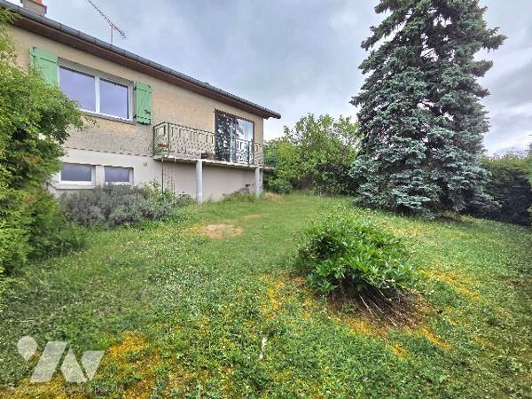 PLAIN PIED, sur sous-sol, de 94m2, avec garage et terrain - ECROUVES VILLAGE