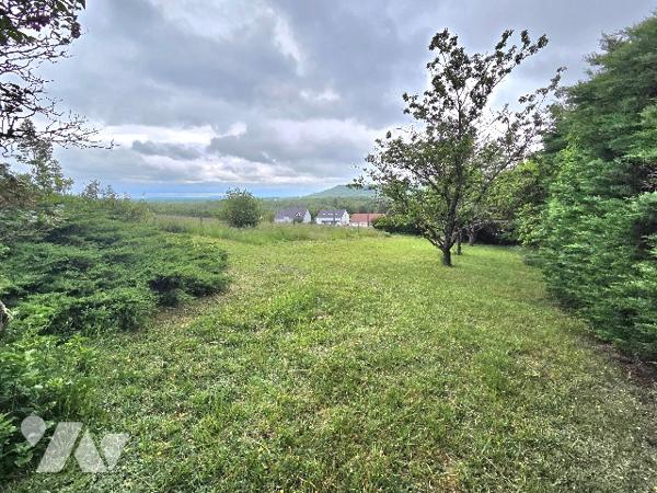 PLAIN PIED, sur sous-sol, de 94m2, avec garage et terrain - ECROUVES VILLAGE