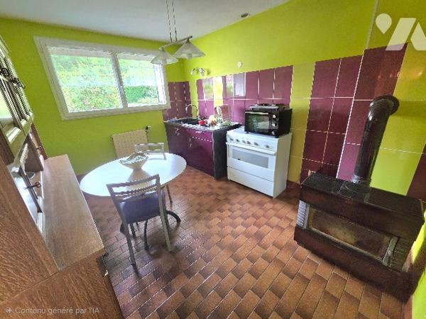 PLAIN PIED, sur sous-sol, de 94m2, avec garage et terrain - ECROUVES VILLAGE