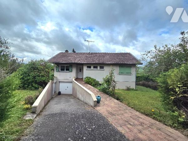 PLAIN PIED, sur sous-sol, de 94m2, avec garage et terrain - ECROUVES VILLAGE