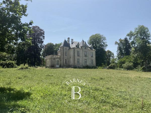 Pouzauges, Manoir 5 Chambres -  260 m² à vendre