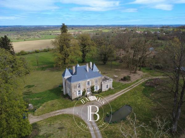 Pouzauges, Manoir 5 Chambres -  260 m² à vendre