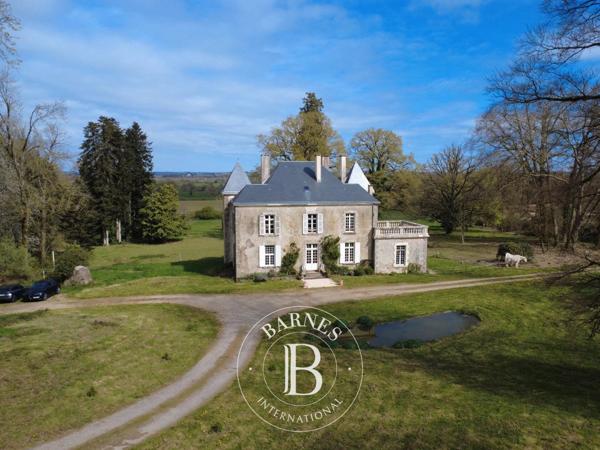 Pouzauges, Manoir 5 Chambres -  260 m² à vendre