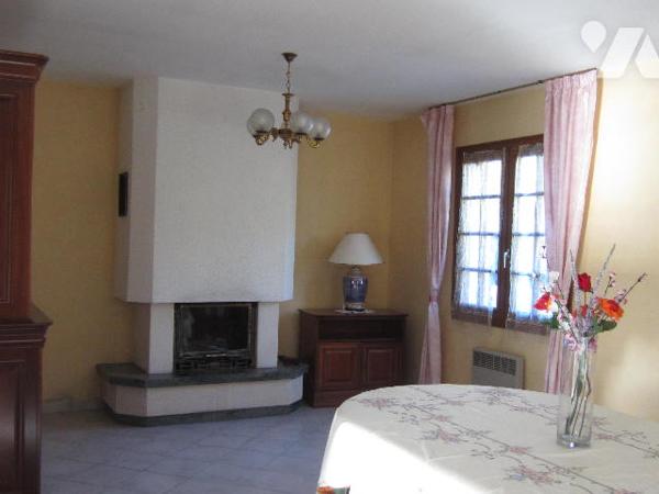 VILLA PLAIN PIED individuelle - GARAGE - jardin proche de toutes commodités