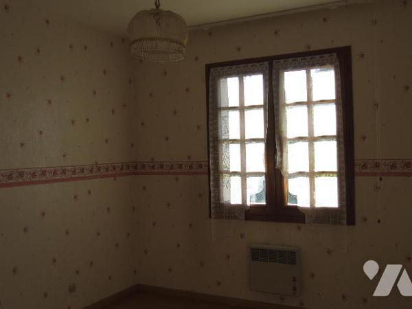 VILLA PLAIN PIED individuelle - GARAGE - jardin proche de toutes commodités