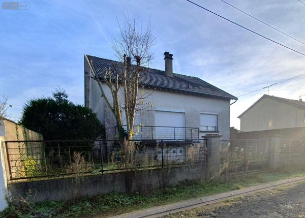Maison à vendre à Château-Landon en Seine-et-Marne (77570), ref : 110   
Bruzelles
