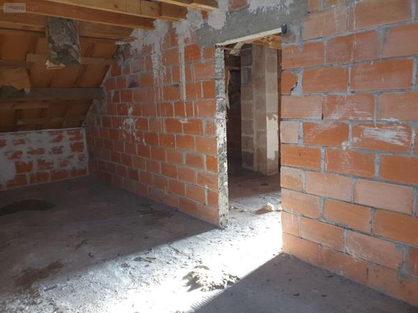 Maison à vendre à Château-Landon en Seine-et-Marne (77570), ref : 110   
Bruzelles