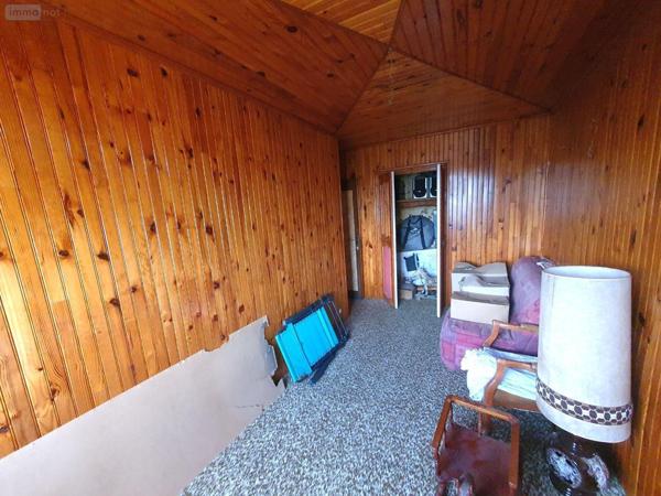 Maison à vendre à Château-Landon en Seine-et-Marne (77570), ref : 110   
Bruzelles