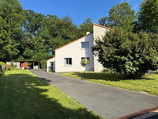 Maison Basse Goulaine 7 Pièce(s) 142 M2