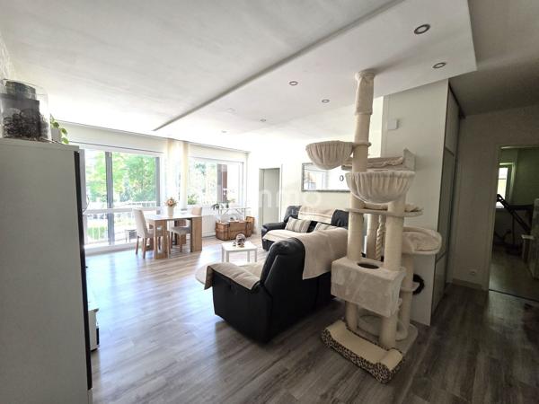 Rixheim – Appartement triple exposition, rénovation de qualité