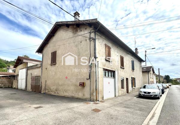 Bourgoin-Jallieu - Maison de ville à réinventer