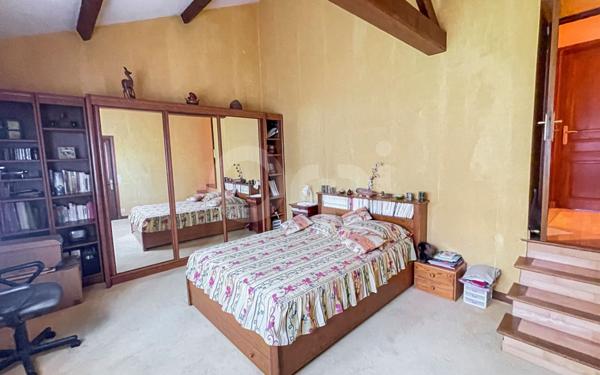 Maison à vendre    10 pièces •  Vernouillet