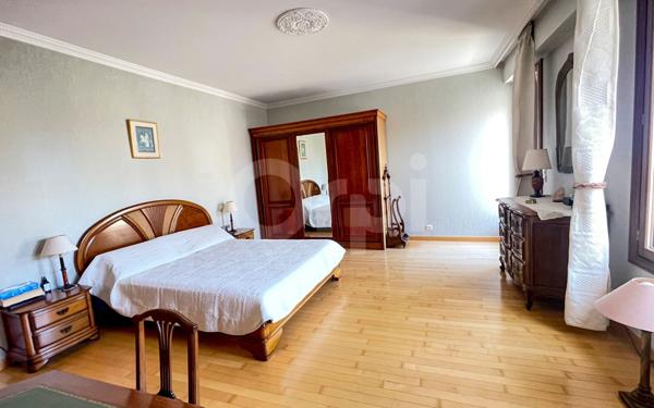 Maison à vendre    10 pièces •  Vernouillet