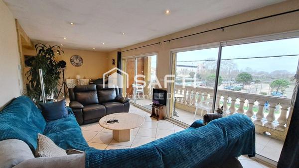 AGDE - Duplex d'Exception - Vue Château Laurens