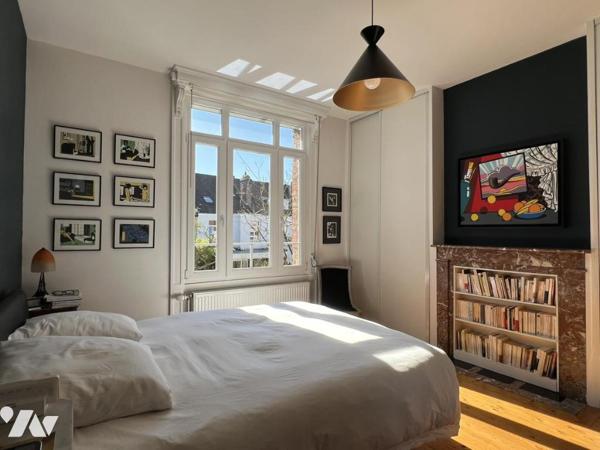  MAISON BEL ETAGE  DE CARACTERE SECTEUR BUISSON