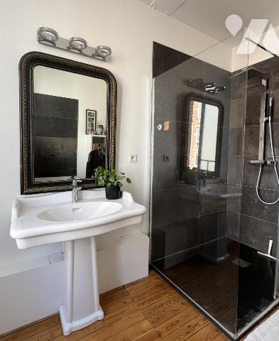  MAISON BEL ETAGE  DE CARACTERE SECTEUR BUISSON