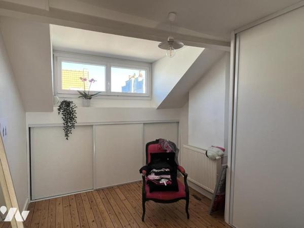  MAISON BEL ETAGE  DE CARACTERE SECTEUR BUISSON