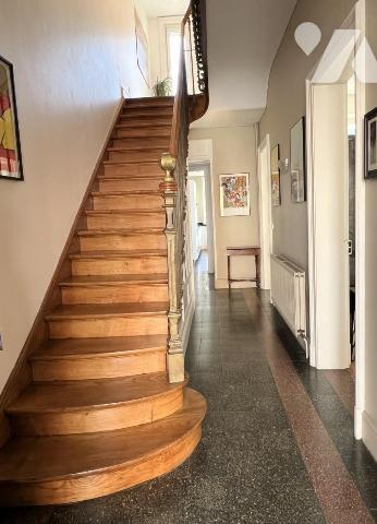  MAISON BEL ETAGE  DE CARACTERE SECTEUR BUISSON