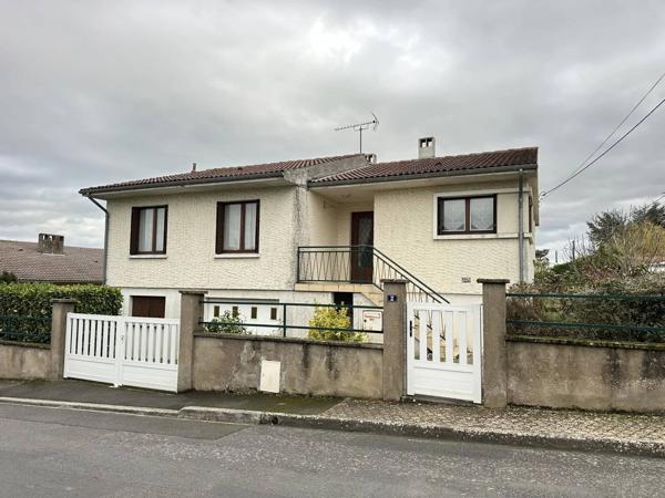 Pavillon sur sous-sol 6 pièces 103 m² quartier calme