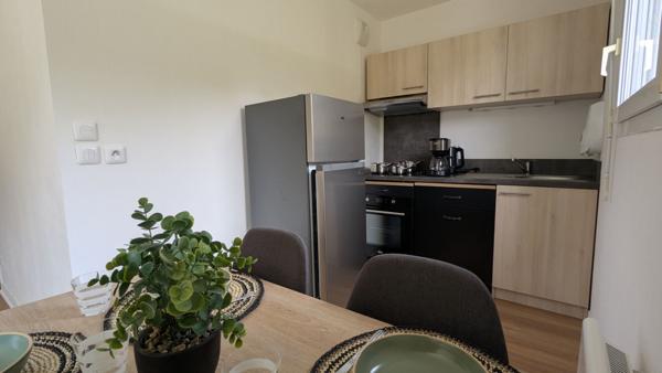 Studio à vendre à Louviers ? 31 m² meublé avec terrasse, parking et cave