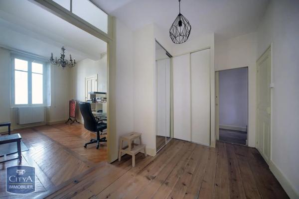 Vente maison 218 pièces de 218m²