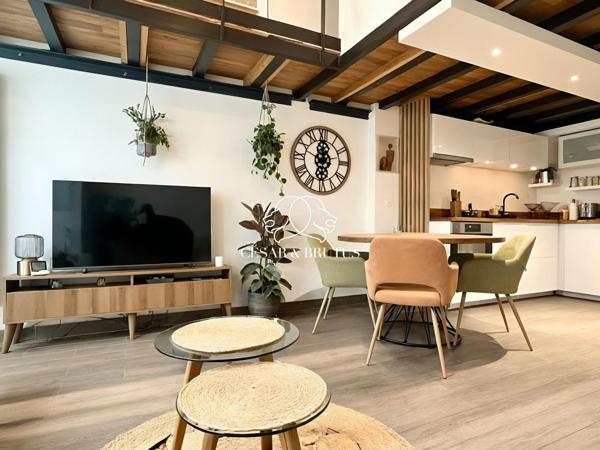 Exclusivité – LYON 6 – Loft (60 m2) – Caves